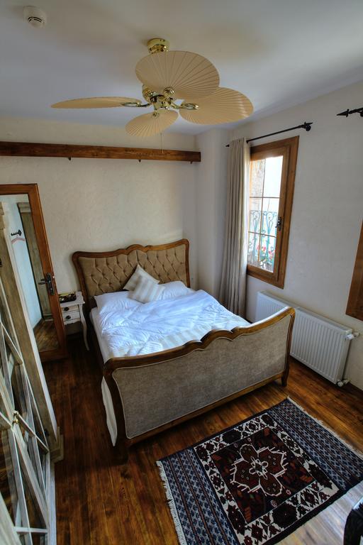 Ibri Hotel Селчук Екстериор снимка