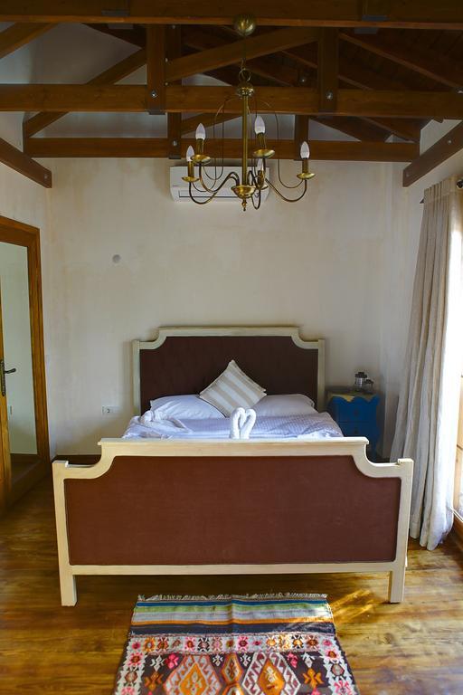 Ibri Hotel Селчук Екстериор снимка