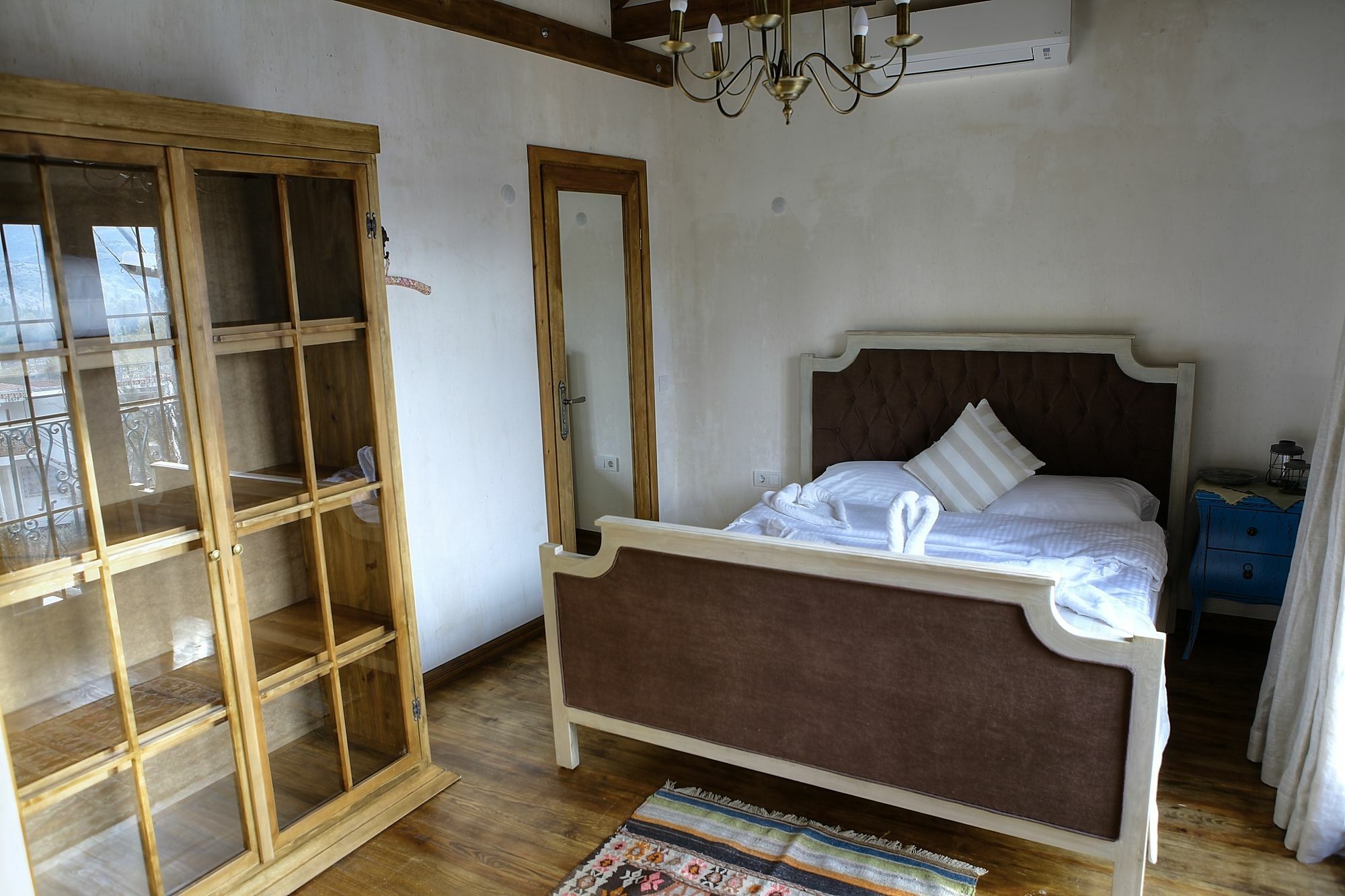 Ibri Hotel Селчук Екстериор снимка